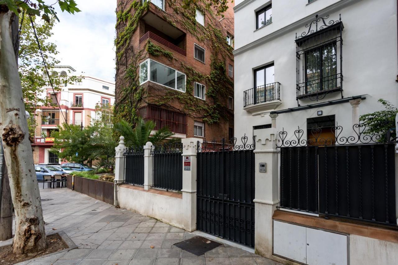 Apartamentos Rg Plaza De Espana 세비야 외부 사진