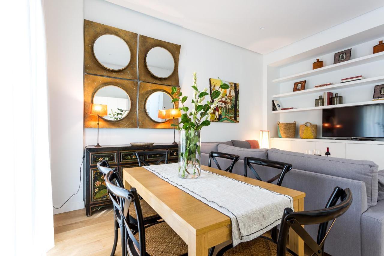 Apartamentos Rg Plaza De Espana 세비야 외부 사진