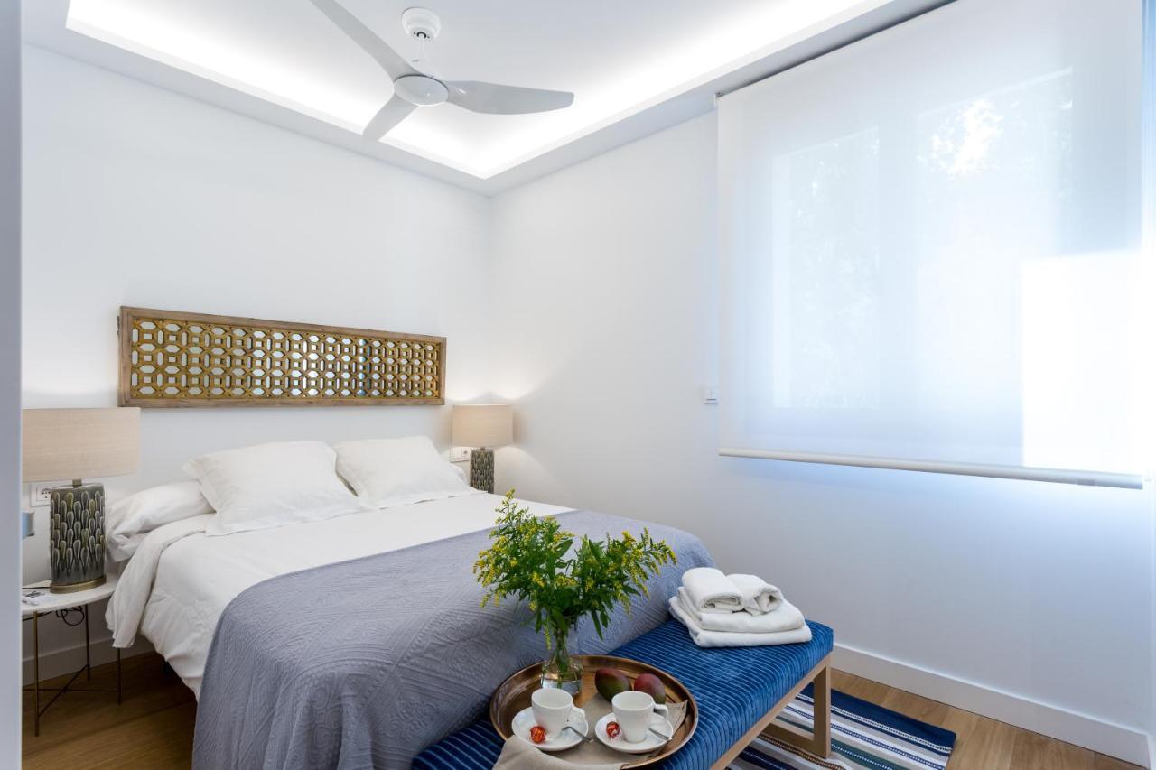 Apartamentos Rg Plaza De Espana 세비야 외부 사진