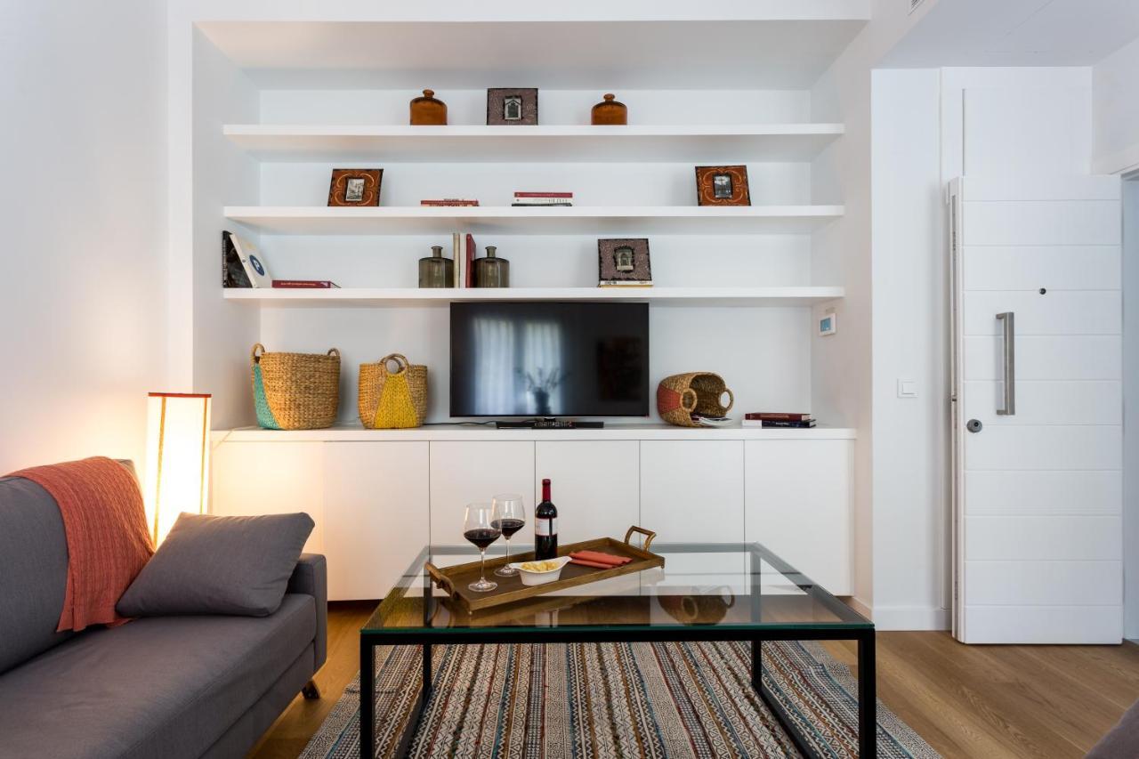 Apartamentos Rg Plaza De Espana 세비야 외부 사진