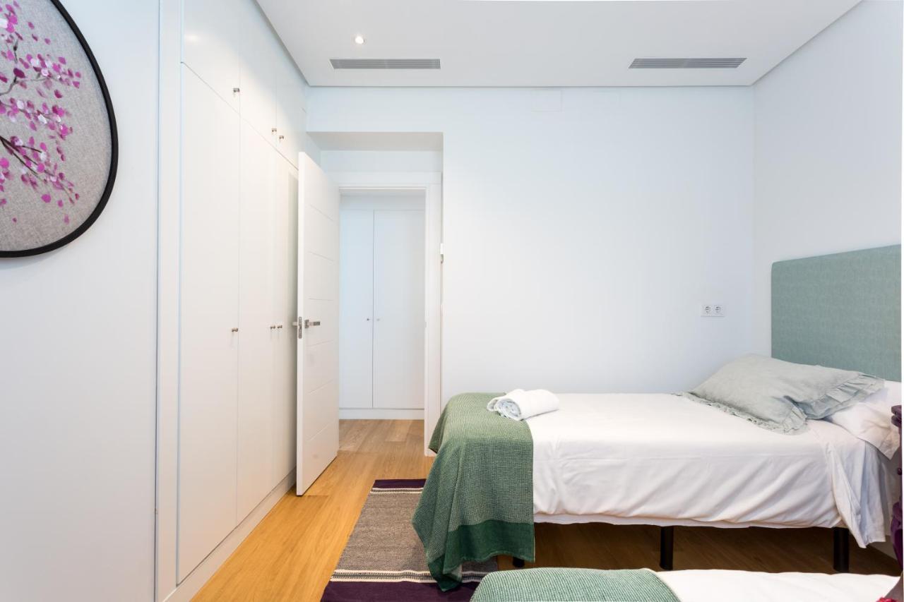 Apartamentos Rg Plaza De Espana 세비야 외부 사진