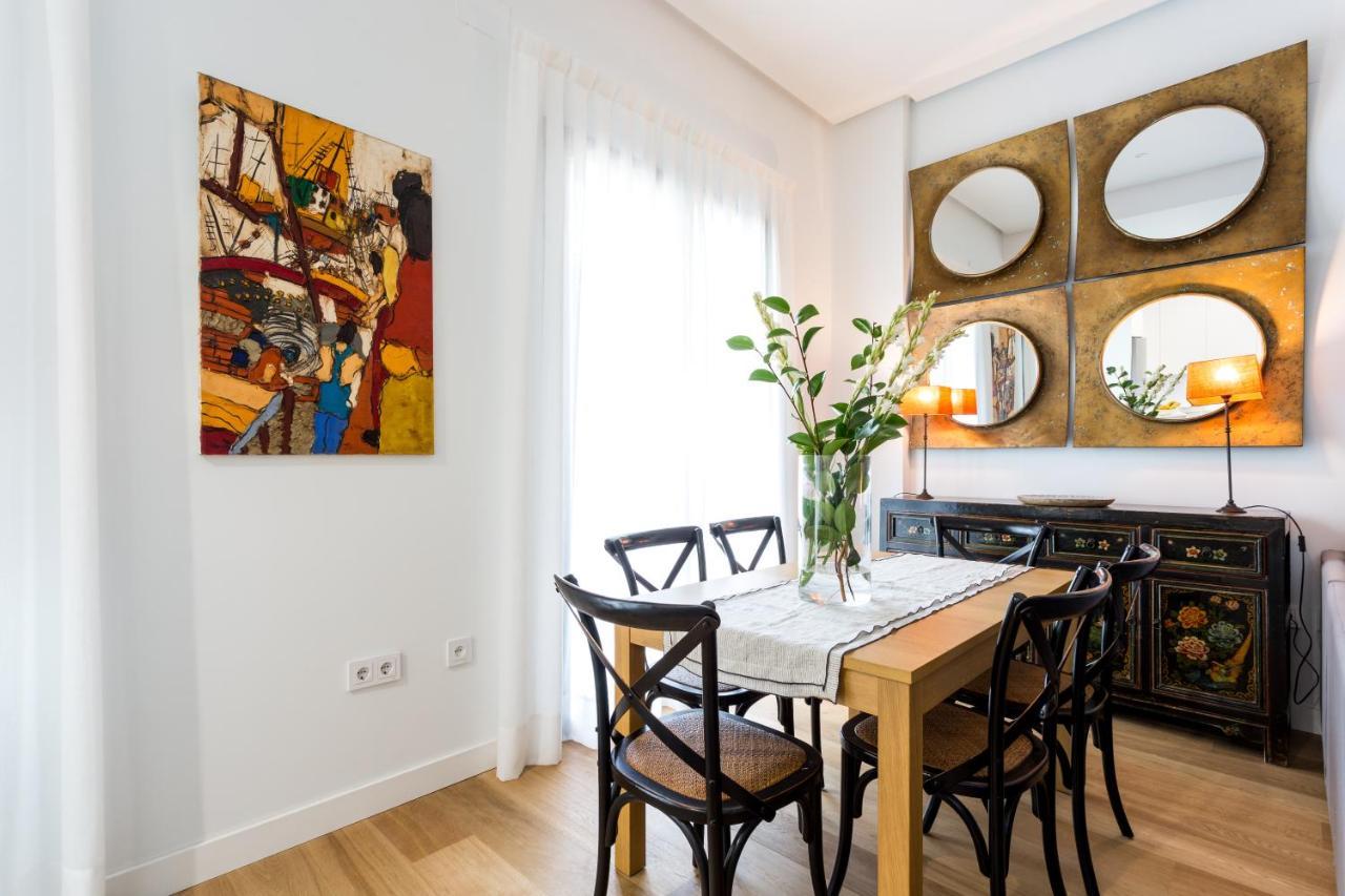 Apartamentos Rg Plaza De Espana 세비야 외부 사진