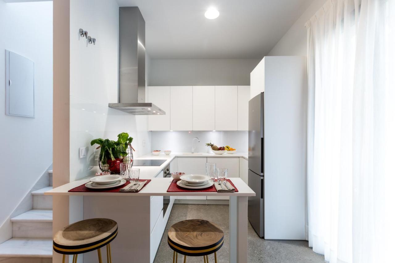 Apartamentos Rg Plaza De Espana 세비야 외부 사진